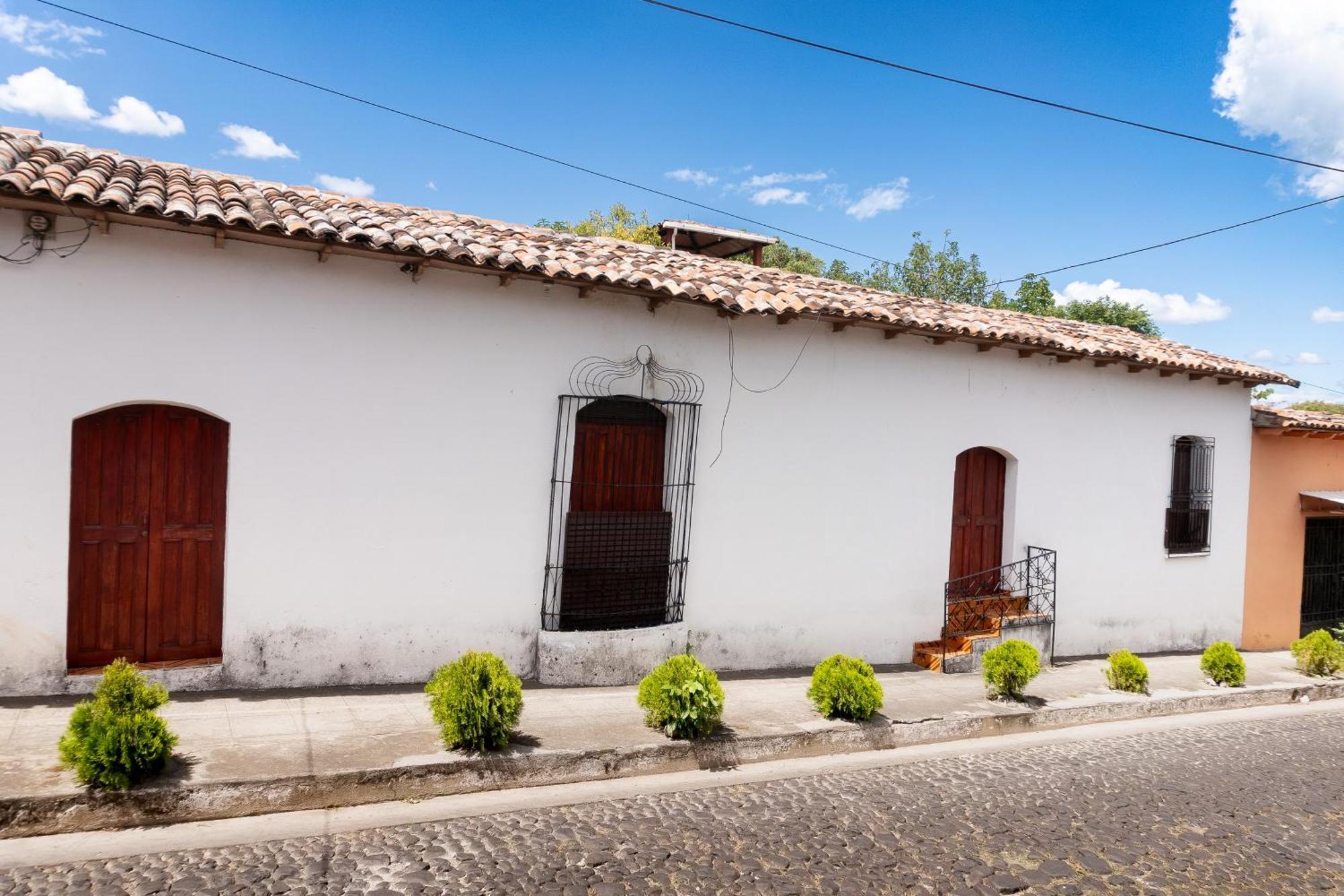 Hostal Delmy Suchitoto Esterno foto